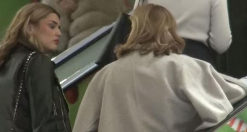 Ana Bekuta sa unukom Sonjom