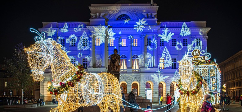 Świąteczna iluminacja w Warszawie. Oszczędniejsza z powodu pandemii