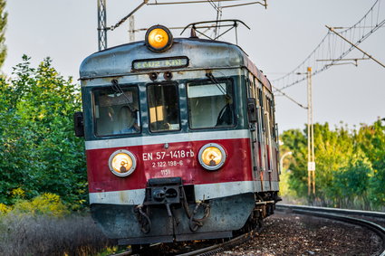 Nawet 100 mln mniej pasażerów na kolei w tym roku. To prognozowany skutek koronawirusa