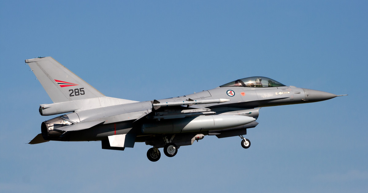 65 F-16 maskiner for Ukraina.  Norge vil også donere kampfly