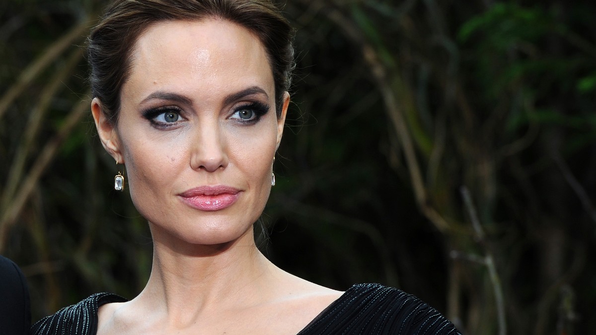 Nawet Angelina Jolie nie oparła się magii filmów o superbohaterach. Aktorka zagra w obrazie Marvela "The Eternals". Za kamerą stanie reżyserka niezależnych filmów Chloe Zhao. Na początku marca pojawiły się informacje, że reżyserka w jednej z ról widziałaby Tomasza Kota.