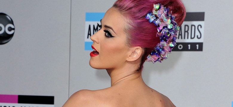 Mrucz i miaucz z Katy Perry! Gwiazda lansuje swoje perfumy