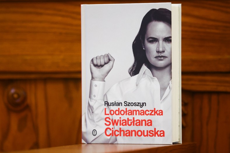 Książka Rusłana Szoszyna "Lodołamaczka Swiatłana Cichanouska" 