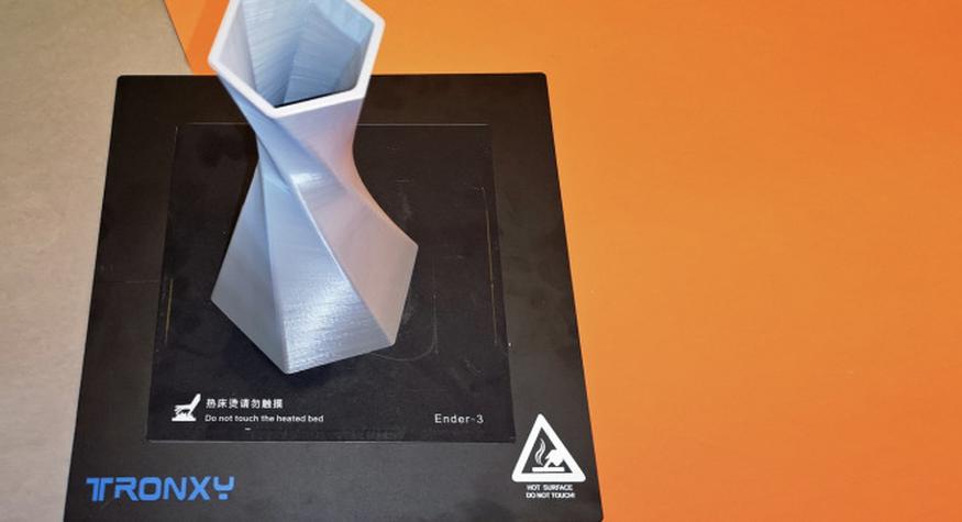 Größer drucken ohne Aufpreis: Riesen-3D-Drucker ab 245 Euro | TechStage