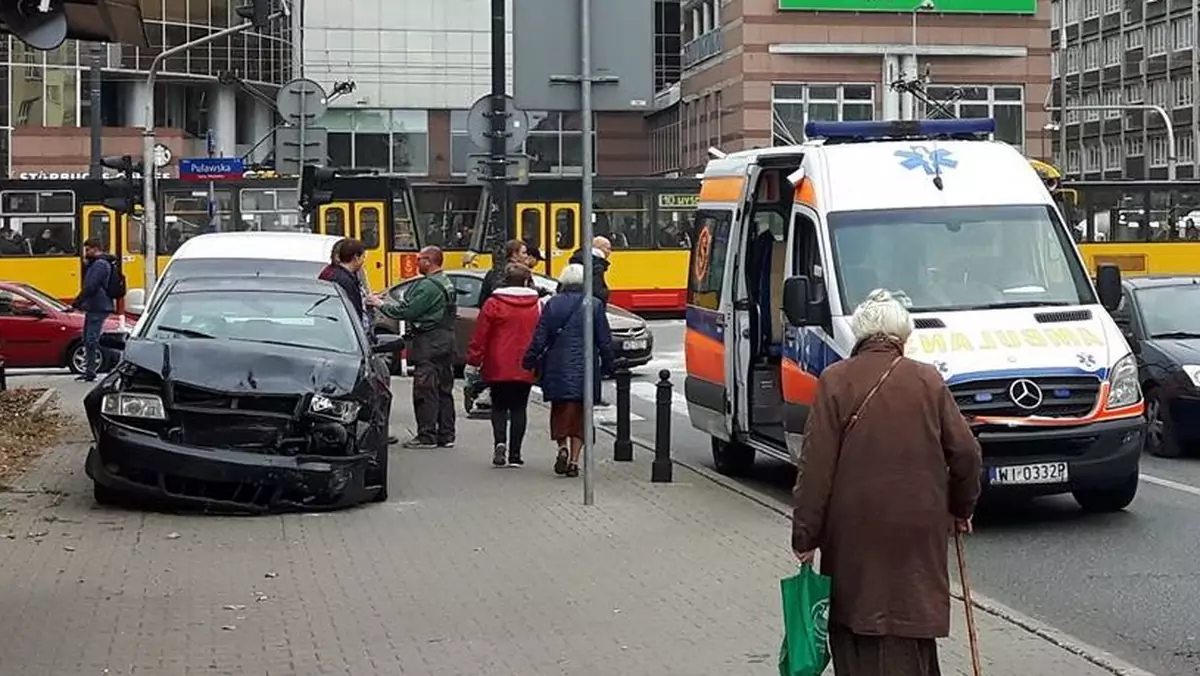 Policja wystawia zdecydowanie mniej mandatów