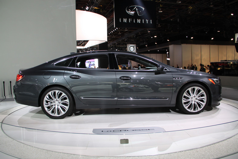 Buick LaCrosse (Detroit 2016)