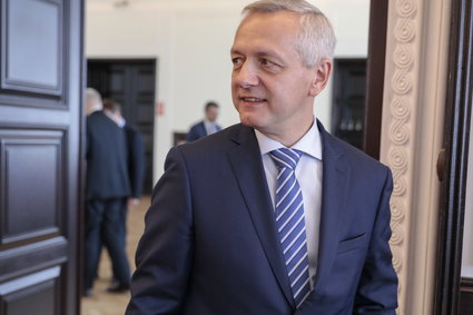 Minister cyfryzacji o budowie 5G: nie wykluczamy żadnej firmy