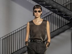 Ciężko się na to patrzy. Przerażające ciała modelek na pokazie Armaniego