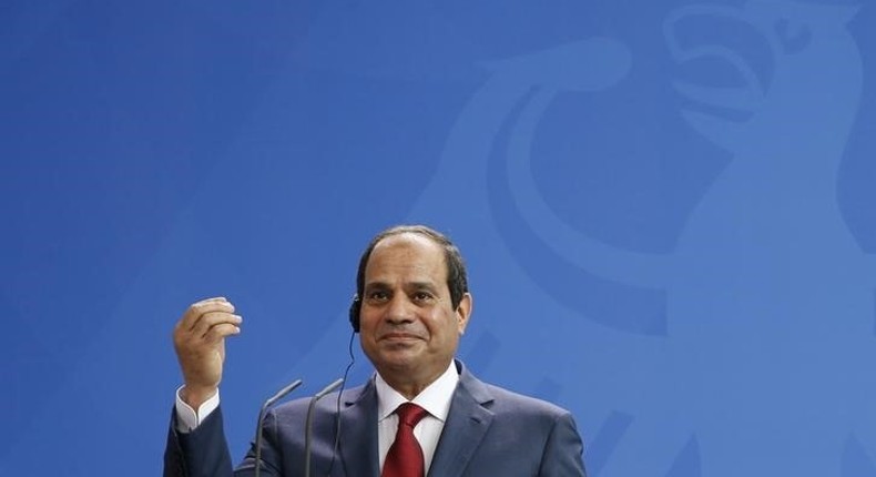 Egypt's President Abdel Fattah al-Sisi addresses a joint news conference with German Chancellor Angela Merkel following talks at the Chancellery in Berlin, Germany June 3, 2015. REUTERS/Fabrizio Bensch