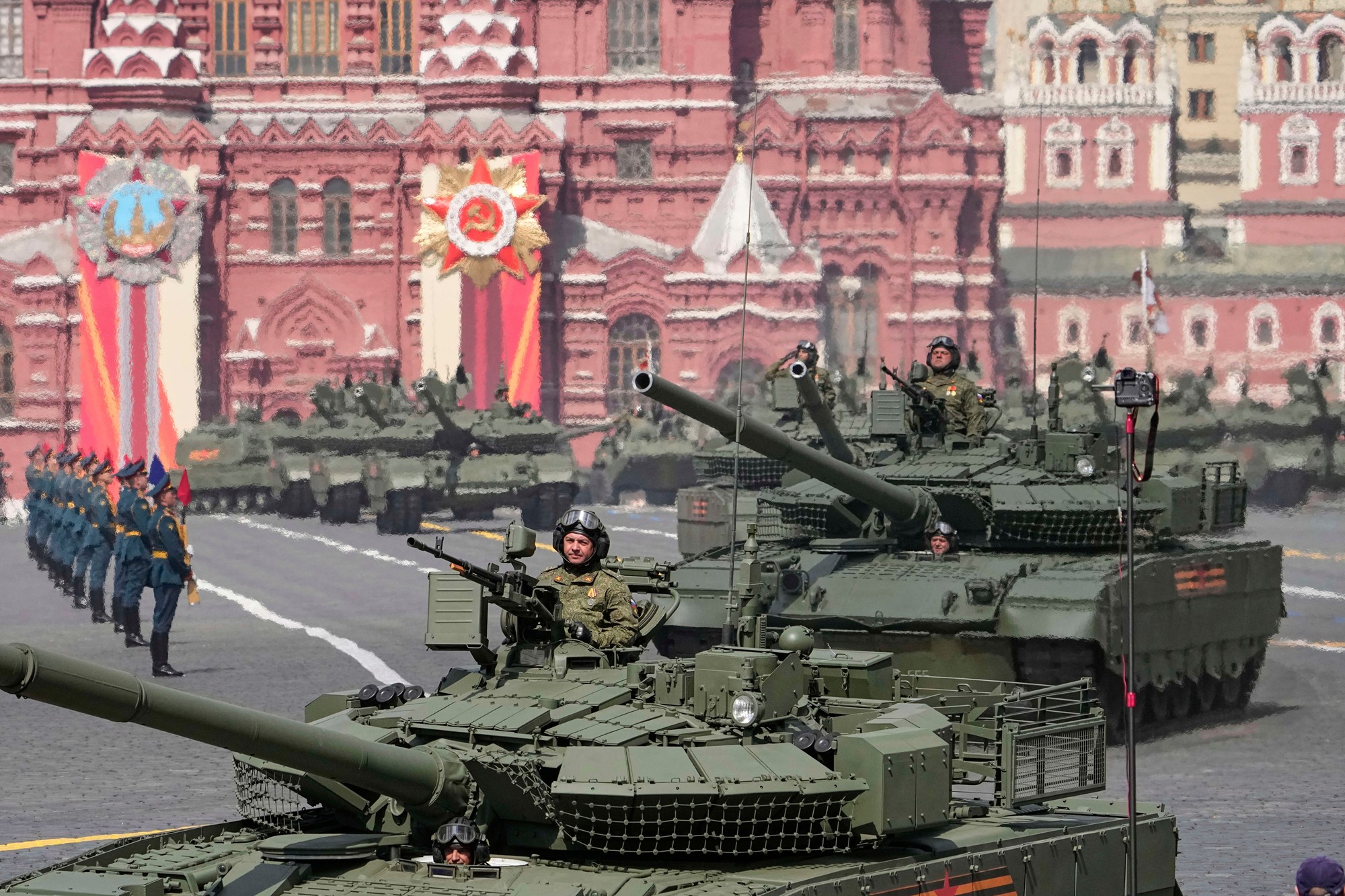 80. výročie víťazstva v 2. svetovej vojne v Moskve: Ruský T-80 BVM.