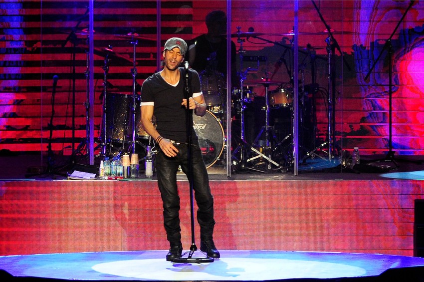 Enrike Iglesijas na koncertu u Beogradu