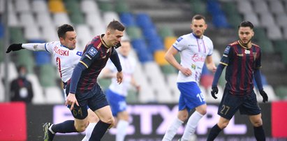 Ekstraklasa: Pogoń Szczecin wygrywa i goni Legię Warszawa