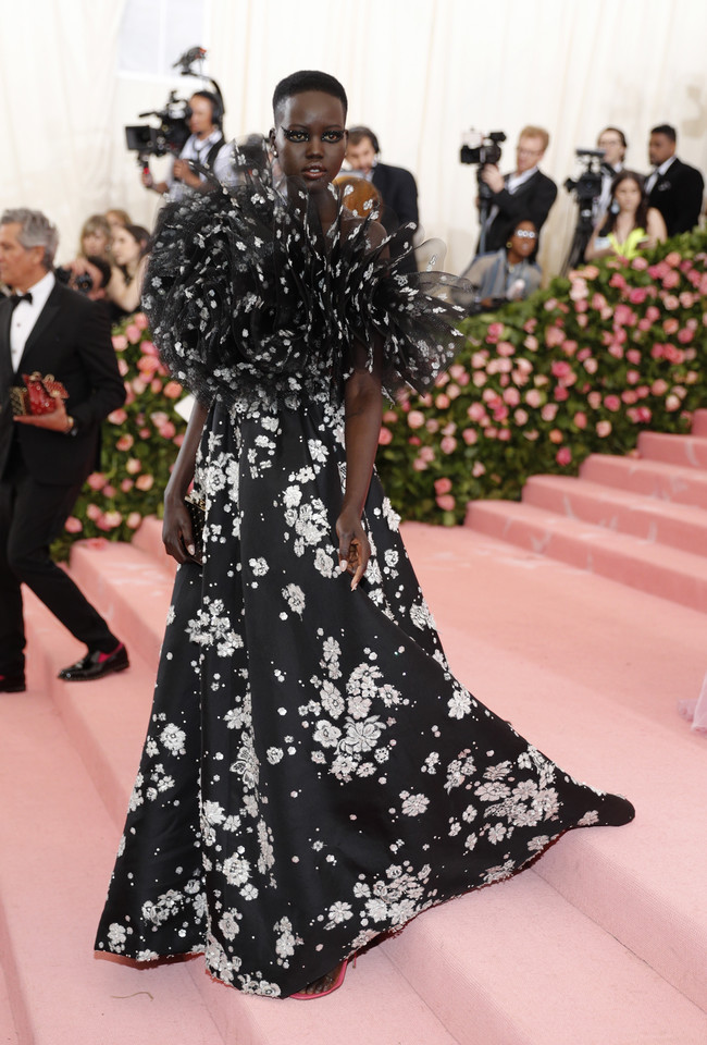 MET Gala 2019: gwiazdy na czerwonym dywanie