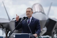 Karol Nawrocki "postawił ultimatum Zełenskiemu". "Ani kroku w tył"