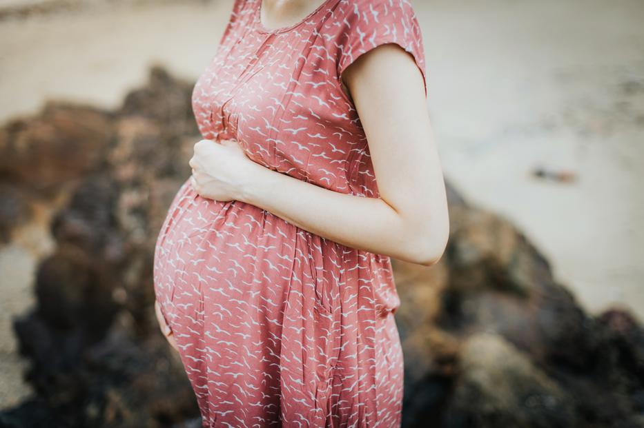 Először mutatta meg gömbölyödő pocakját a terhes Jennifer Lawrence Fotó: Getty Images