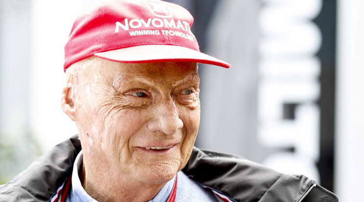 Niki Lauda korábbi háromszoros világbajnok osztrák Forma-1-es versenyző ma ünnepelné a 72. születésnapját /Fotó:  MTI/EPA/AAP/Dave Acree
