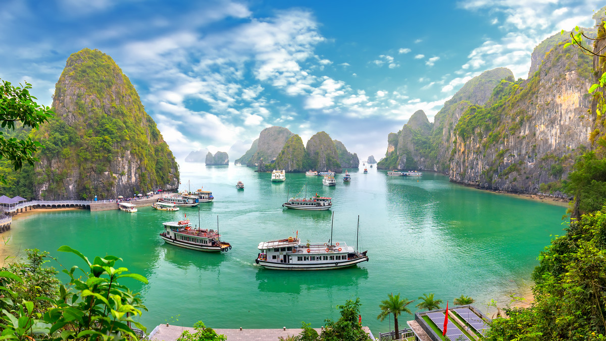 Deweloperzy zagrażają ikonicznej zatoce Ha Long w Wietnamie