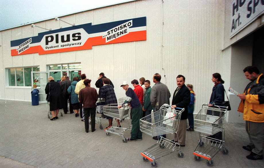 Otwarcie sklepu Plus w Częstochowie w 1998 r.