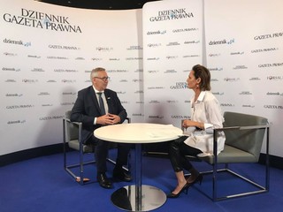 Szwed na EKG 2020: Trzeba uregulować prawnie pracę zdalną