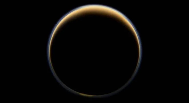 Tytan uchwycony na zdjęciu przez sondę Cassini