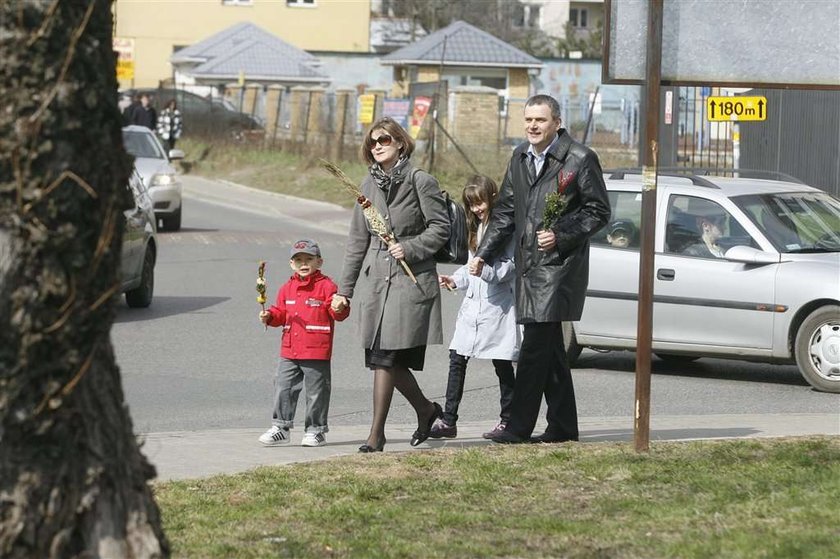 Osierocili rodziny i Polskę. Ich ostatnie zdjęcia