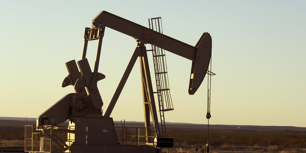 Zapasy ropy w największym amerykańskim węźle magazynowym spadły blisko krytycznego poziomu.
