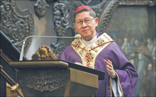 Kardynał Luis Tagle (67 l.), Filipińczyk, proprefekt Dykasterii ds. Ewangelizacji