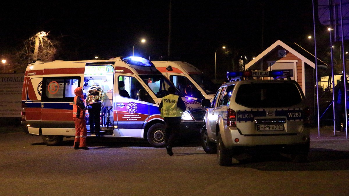 Urząd Morski w Szczecinie i policja wyjaśniają, jak doszło do zatonięcia holownika wczoraj w nocy w świnoujskim porcie. Policja poinformowała, że załoga holownika była pod wpływem alkoholu. Ruch jednostek na torze wodnym odbywa się jednokierunkowo.