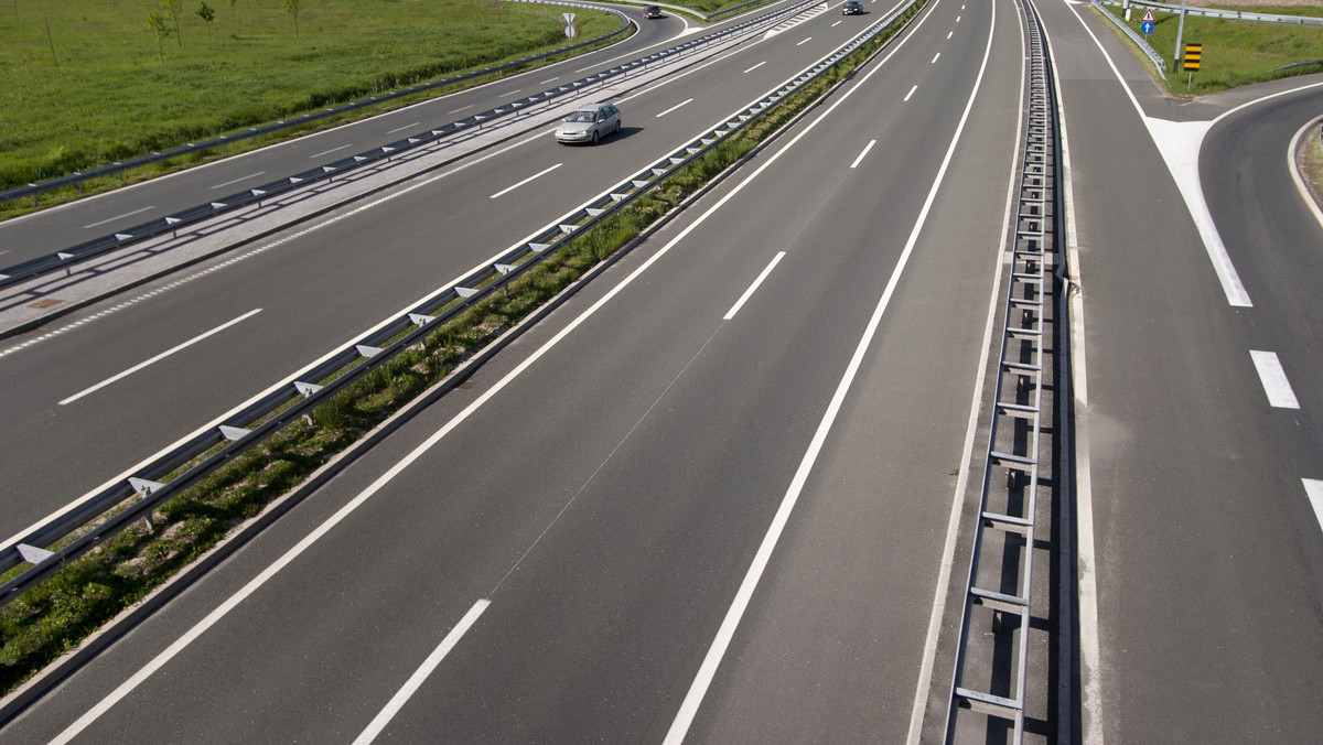 Jak dowiedział się reporter Radia Kraków, resort infrastruktury chce zmusić Stalexport, zarządcę autostrady, do otwarcia bramek na czas przyjazdu papieża Franciszka do Małopolski. Spółka jak na razie nie mówi nie.