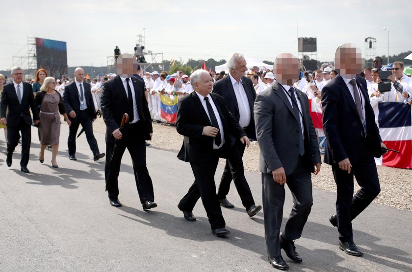 Kaczyński chroniony bardziej niż papież?!