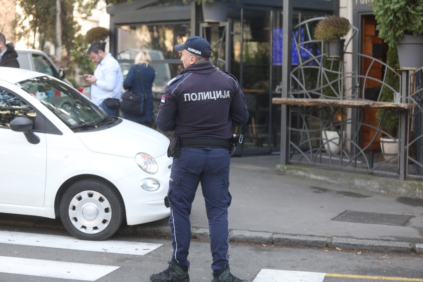 Pucnjava na Vračaru