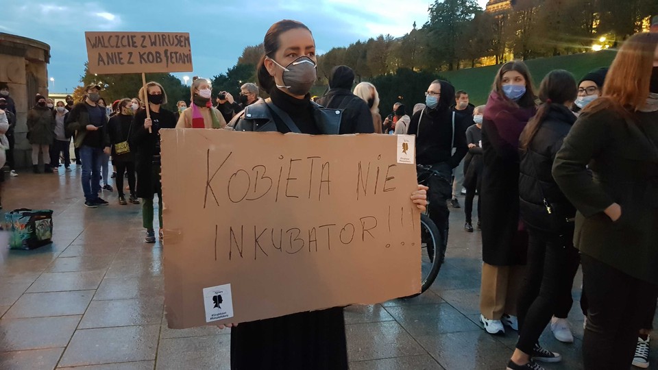 Szczecin - protest przeciwko zaostrzeniu prawa antyaborcyjnego