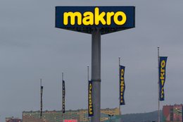 Makro zamyka 11 hal i szykuje duże zwolnienia