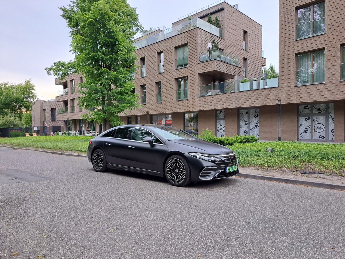 Mercedes EQS to nie klasa S na prąd. Nowoczesny liftback, który wyznacza trendy w motoryzacji