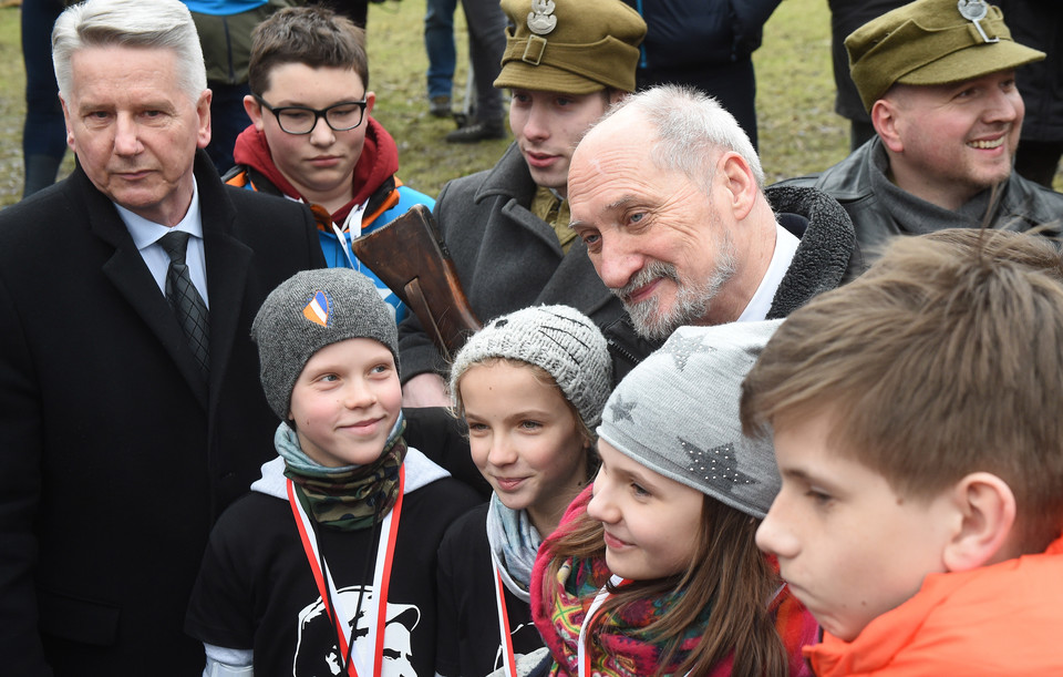 WARSZAWA BIEG TROPEM WILCZYM  (Antoni Macierewicz)