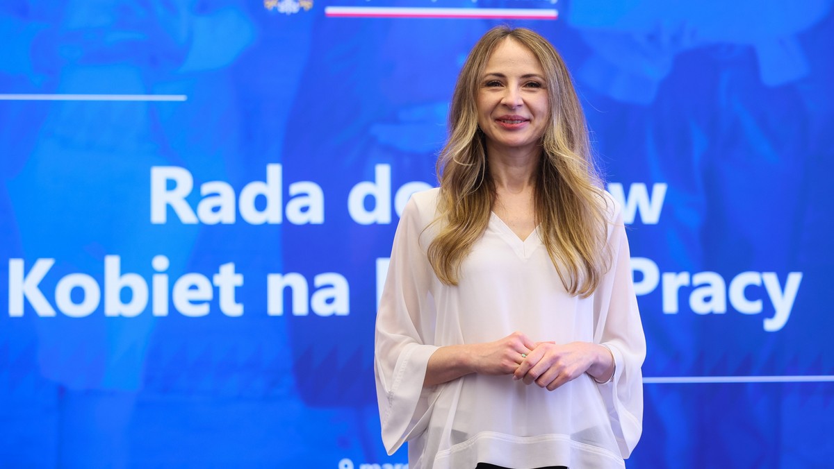 "Babciowe" coraz bliżej. Ministra zdradza szczegóły i podaje warunek