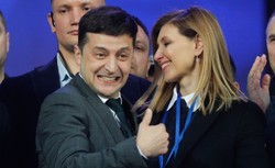 Wybory na Ukrainie. Kto mebluje głowę Zełenskiego?