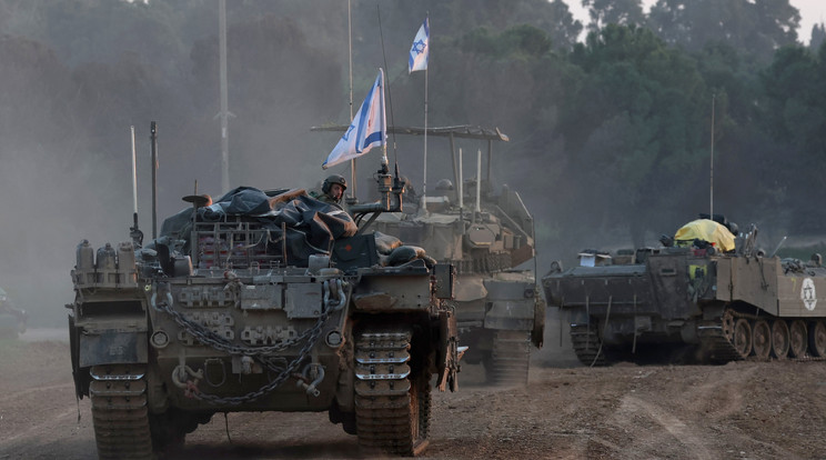 Az izraeli erők időben észrevették az iszlamista fegyvereseket, és egy repülőgépről csapást intéztek ellenük / Fotó: MTI/EPA/ATEF SAFADI
