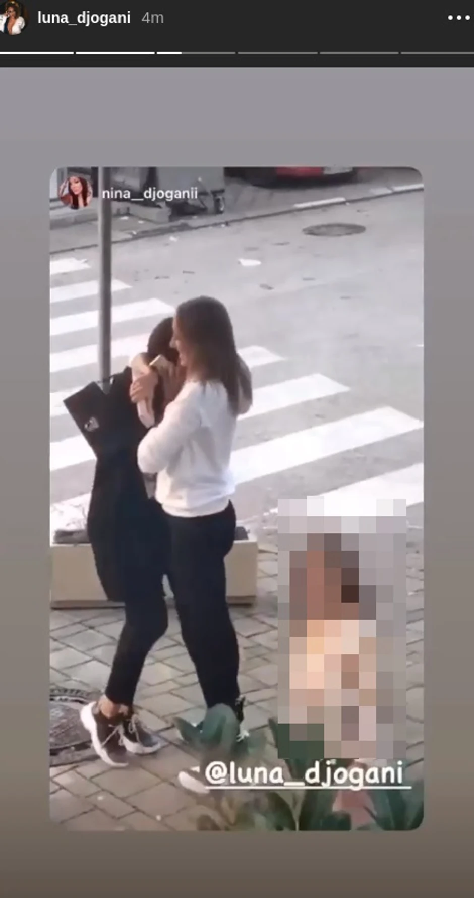 Nina plače sa Lunom