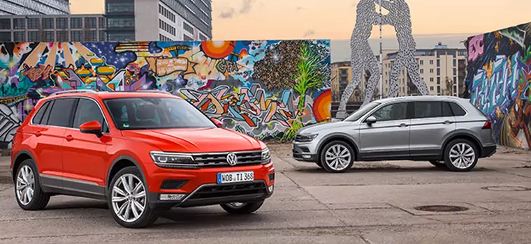 Innowacyjny Volkswagen Tiguan niemal samodzielnie parkuje z przyczepą