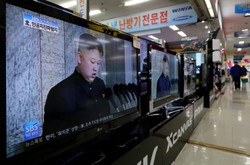 Korea nagrała piosenkę wychwalającą Kim Dzong Una. Propaganda wylewa się z ekranu