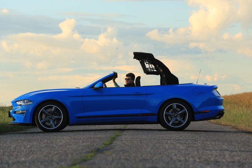 Ford Mustang 5.0 Convertible California Special (2022 r.)