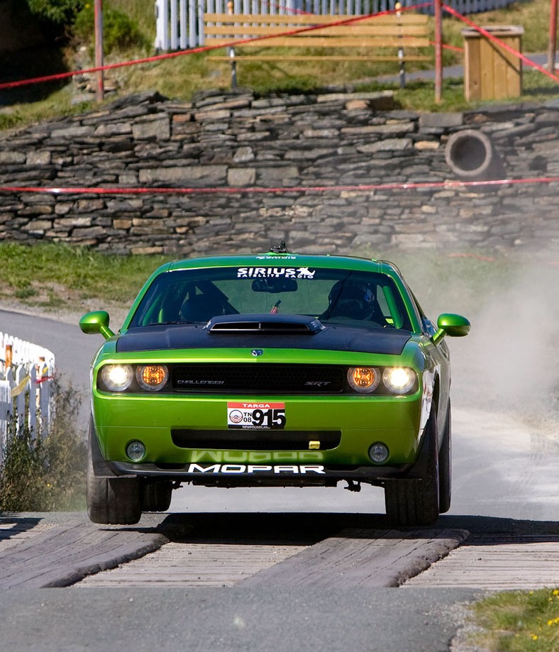 SEMA 2008: Dodge Challenger – fabryczne projekty tuningowe