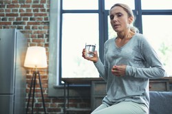 Oblał cię zimny pot? Twój organizm chce ci coś powiedzieć