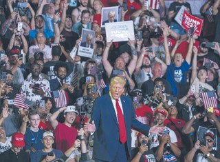 Wybory prezydenckie w USA 2024. Przedwyborcza licytacja migracyjna Trumpa i Bidena