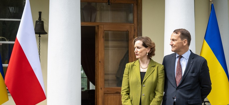Europoseł PiS Adam Bielan atakuje min. Sikorskiego i jego żonę. "Zaszkodzili Polsce"