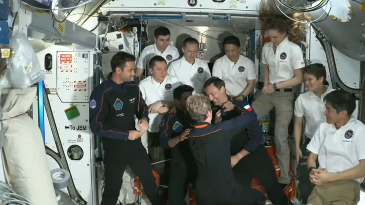 Sławosz Uznański-Wiśniewski ze specjalną odznaką. Polski astronauta zabrał głos