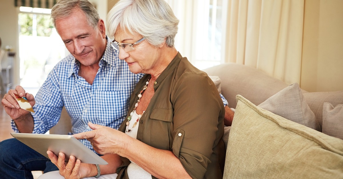 Nowa legitymacja emeryta-rencisty 2026. ZUS zmienia wzór – czy trzeba wymienić dokument?