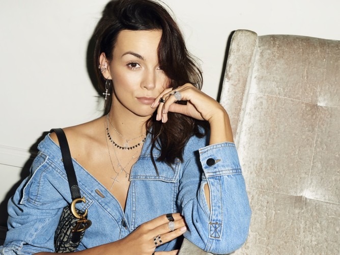 Paulina Krupińska w kampanii Selfie Jewellery
