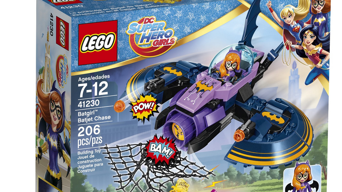 Nowa seria LEGO® DC Super Hero Girls ma moc! Łączy ducha współpracy, radość budowania i emocjonujące przygody w uniwersum DC Super Heroes™. Przeznaczona dla dzieci od 7 roku życia, pozwala zanurzyć się w świecie superbohaterek, by odkrywać własne superumiejętności! Bawiąc się mini laleczkami, które odwzorowują słynne filmowe i komiksowe postaci, można wcielać się w ich role, by poczuć, jak to jest być Wonder Woman™, Supergirl™, Harley Quinn™ czy Batgirl™.